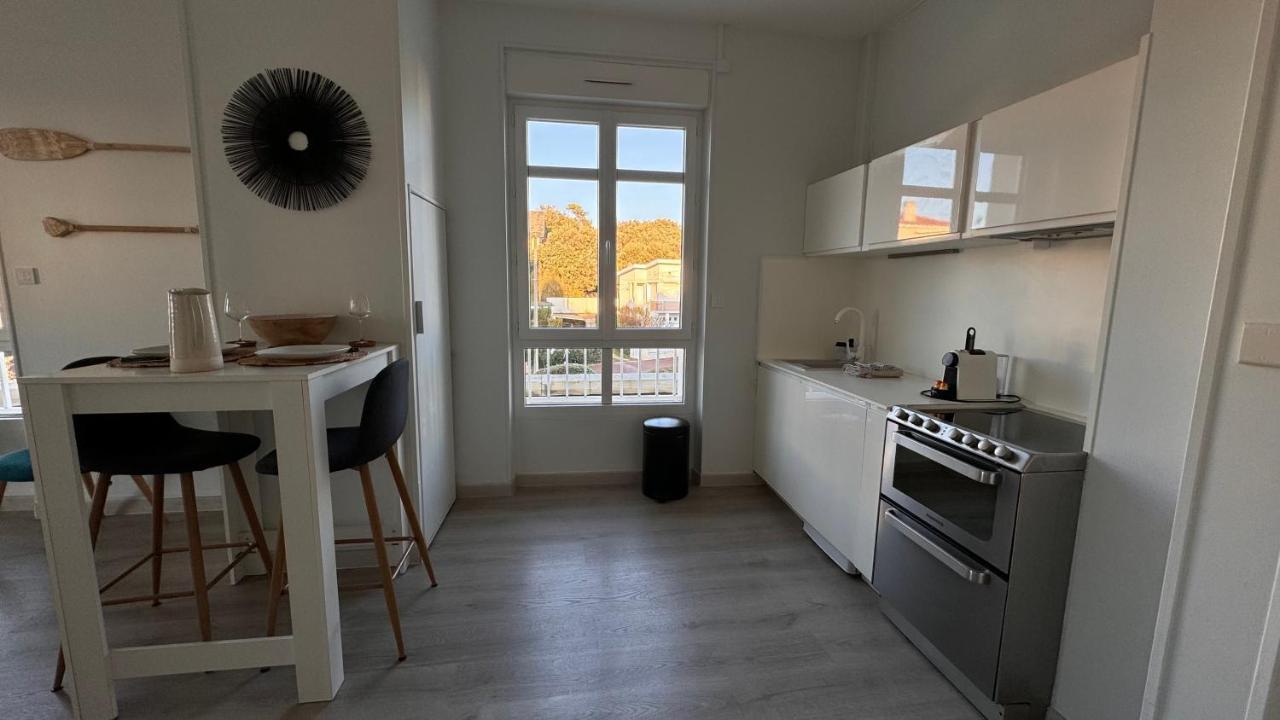 Appartement Vue Mer A Pontaillac ロワイヤン エクステリア 写真